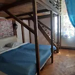 호스텔 Lorf Hostel&apartments *
