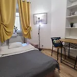 Lorf Hostel&apartments *