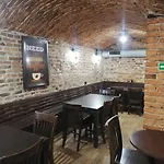 Lorf Hostel&apartments 호스텔