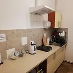 Lorf Hostel&apartments 호스텔 크라쿠프