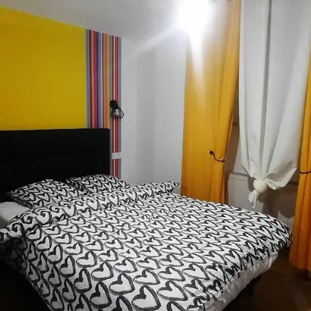 Lorf Hostel&apartments