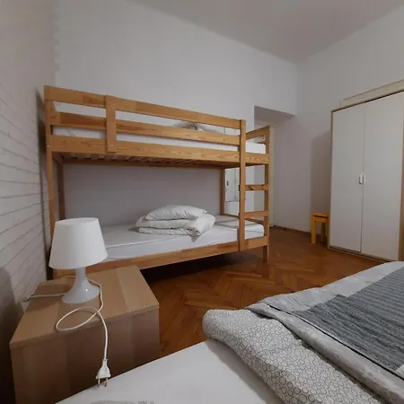 Lorf Hostel&apartments * Krasków