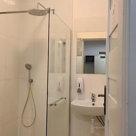 Hostel Lorf Hostel&apartments