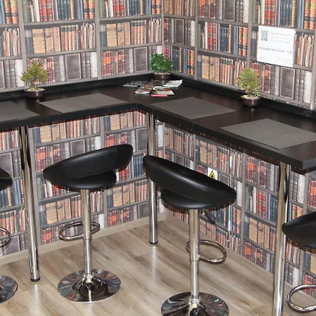 Lorf Hostel&apartments