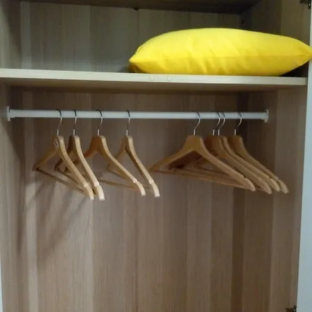 Lorf Hostel&apartments Hostel *