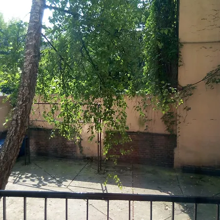 Lorf Hostel&apartments *