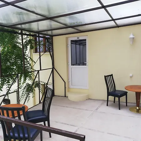 Lorf Hostel&apartments