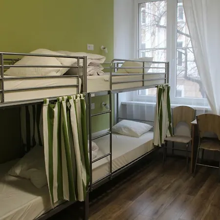 Hostel Lorf Hostel&apartments