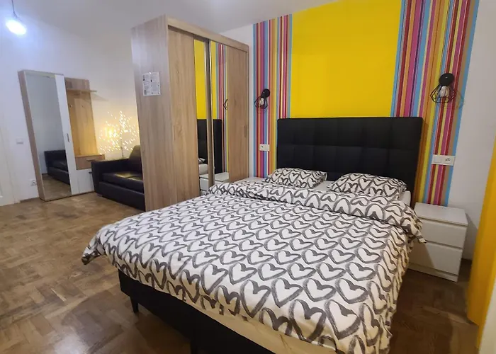 Lorf Hostel&apartments كراكوفيا