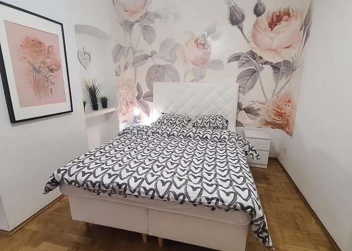 بيت شباب Lorf Hostel&apartments كراكوفيا