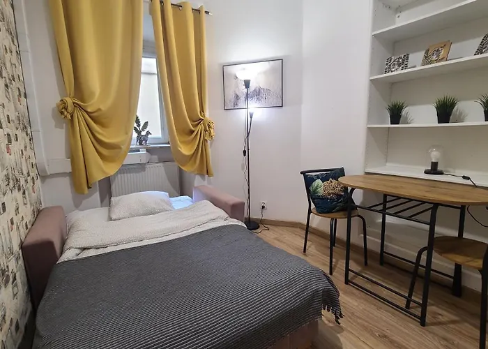 Lorf Hostel&apartments *