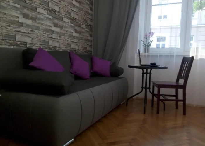 بيت شباب Lorf Hostel&apartments *