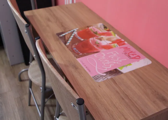 Lorf Hostel&apartments *