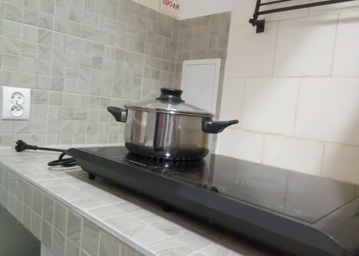 Lorf Hostel&apartments *