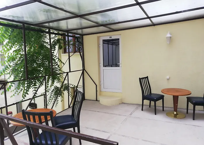 Lorf Hostel&apartments