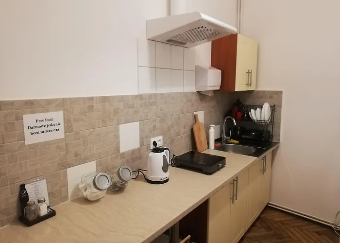 Lorf Hostel&apartments بيت شباب كراكوفيا