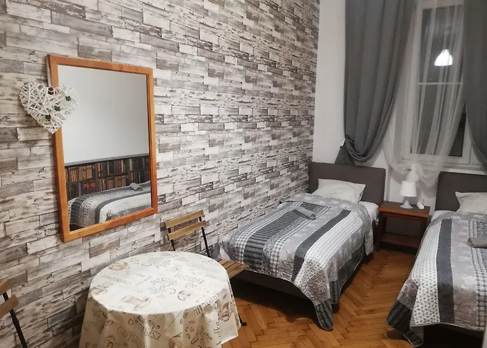 بيت شباب Lorf Hostel&apartments