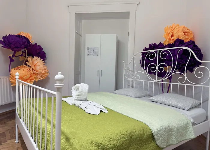 Lorf Hostel&apartments * كراكوفيا