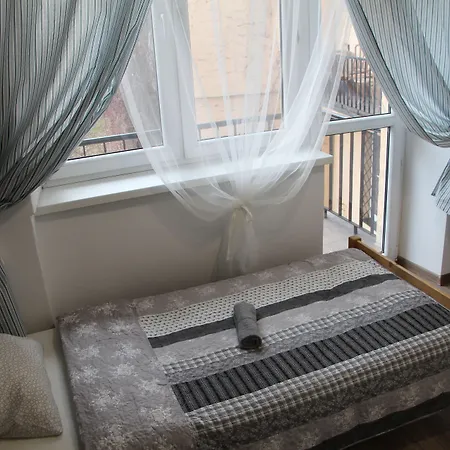 Lorf Hostel&apartments Hostel