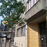 אכסניה Lorf Hostel&apartments